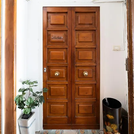 Laloren By Domusextra Apartment Neapel